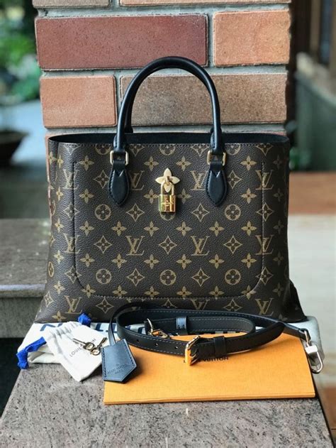 harga tas louis vuitton wanita original|louis vuitton bag harga.